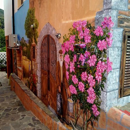 Sotza'S Little House Villa Padru Exterior photo